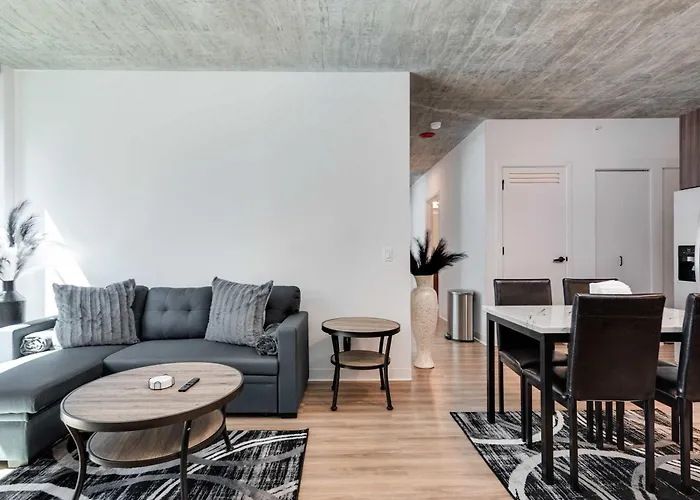 Wabash 4br - Pool Free In & Out Parking 4 Chicago