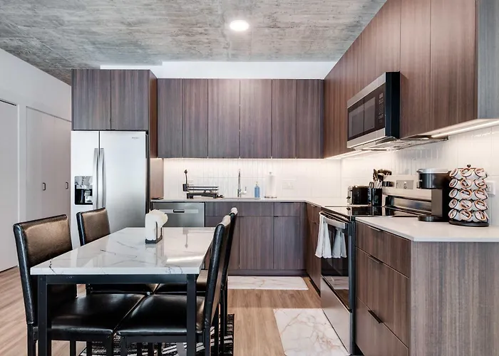 Wabash 4br - Pool Free In & Out Parking 4 Chicago