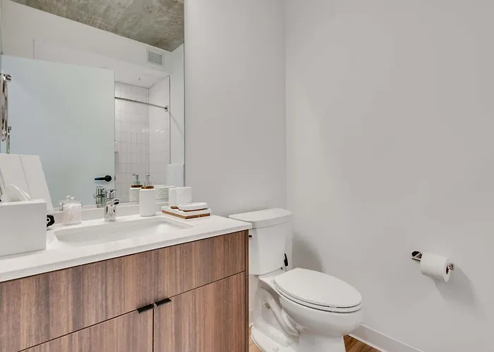 Wabash 4br - Pool Free In & Out Parking 4 Apartment Chicago