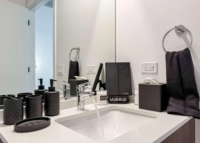 Wabash 4br - Pool Free In & Out Parking 4 Apartamento *