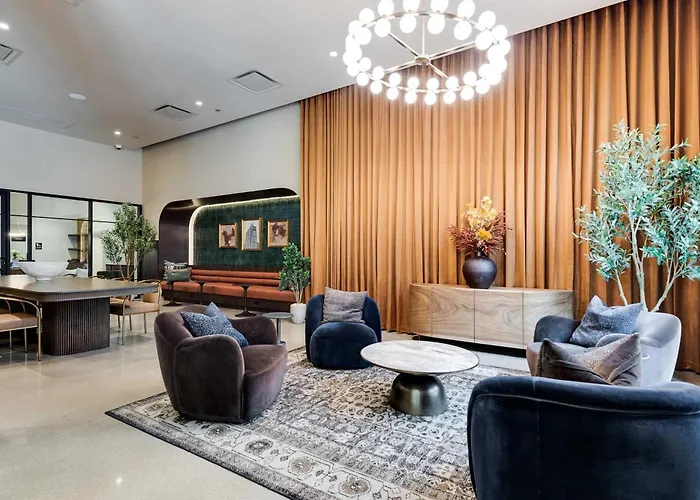 Wabash 4br - Pool Free In & Out Parking 4 Apartamento