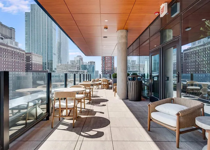 Wabash 4br - Pool Free In & Out Parking 4 * Chicago