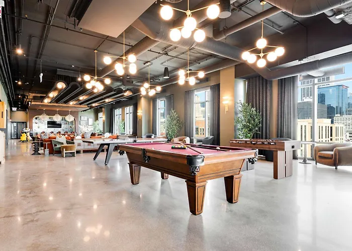 Apartment Wabash 4br - Pool Free In & Out Parking 4 *