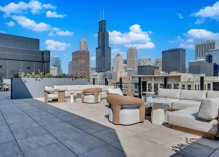 Wabash 4br - Pool Free In & Out Parking 4
